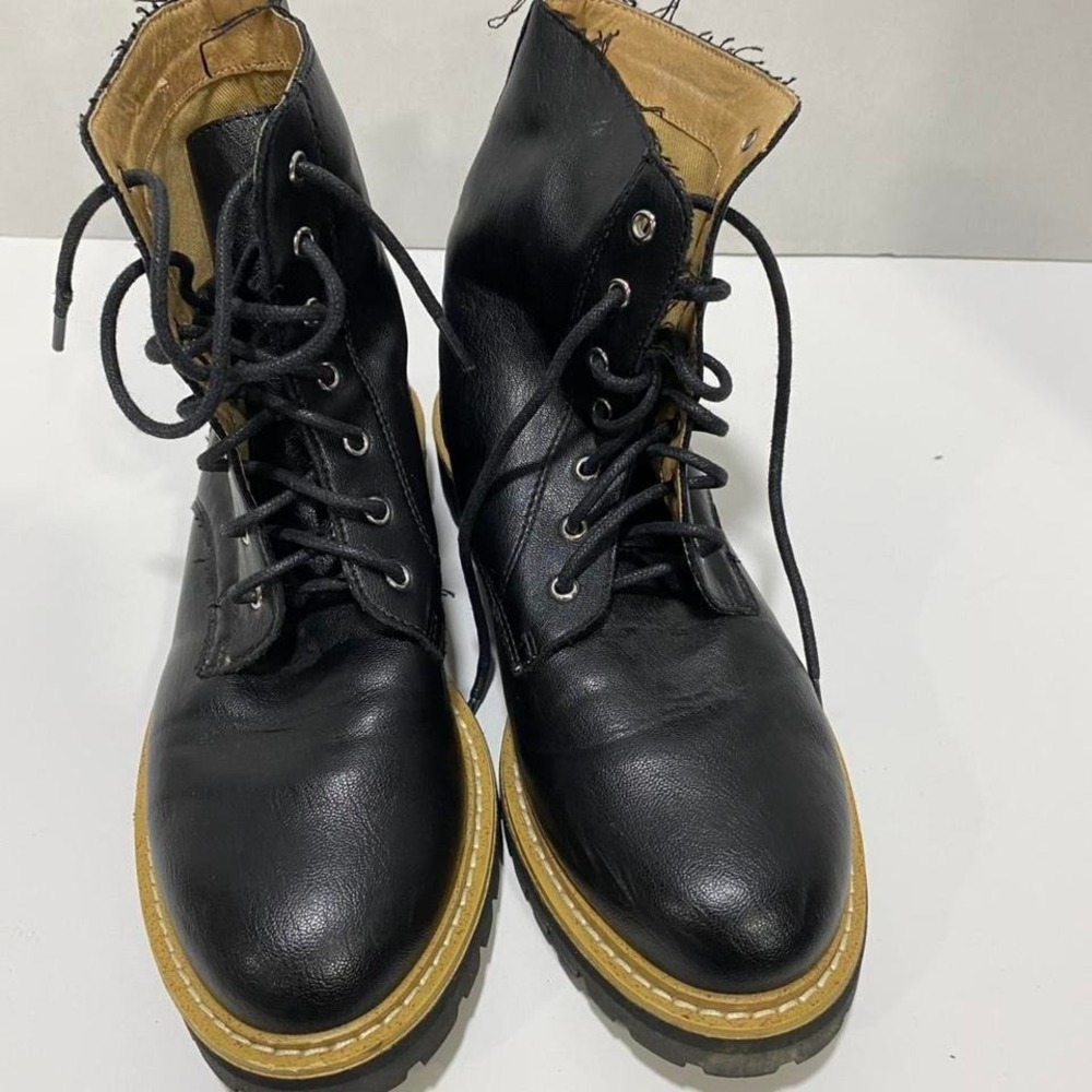 Mii.iM Black combat lace up boots with yellow‎ sole women 6. SKU911#laceup